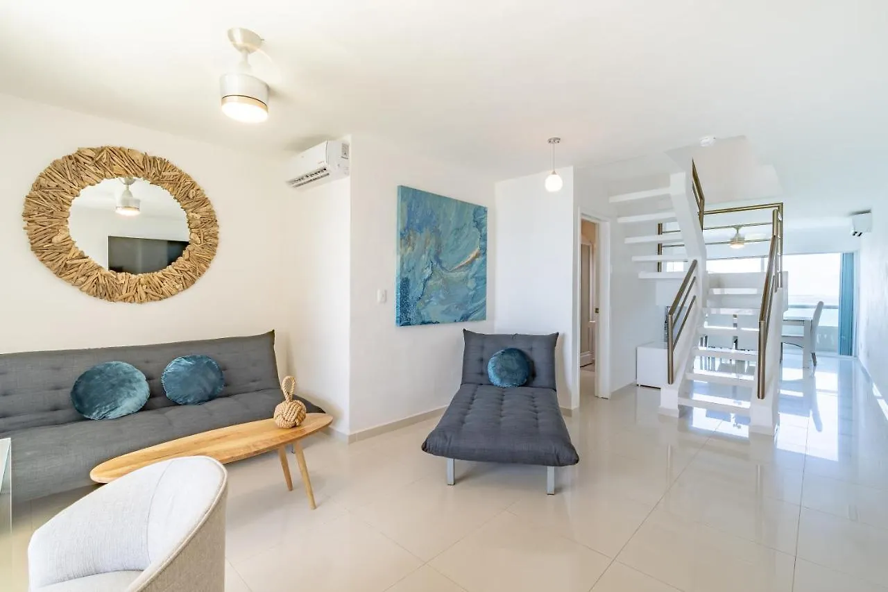 Ocean View Three Bedroom, Three Story Penthouse By The Beach Cancun Aparthotel