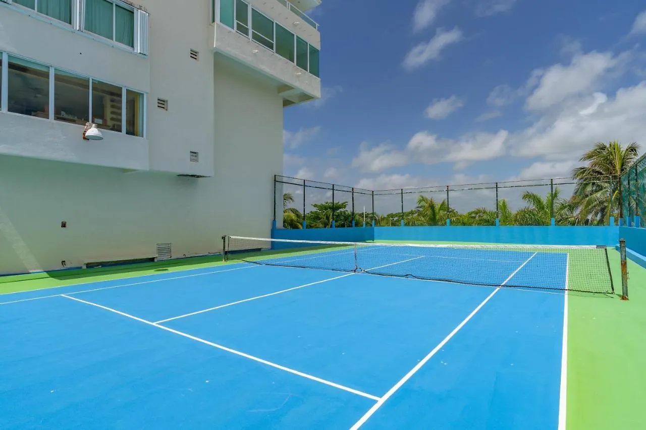 Ocean View Three Bedroom, Three Story Penthouse By The Beach Cancun 0*,  Mexico