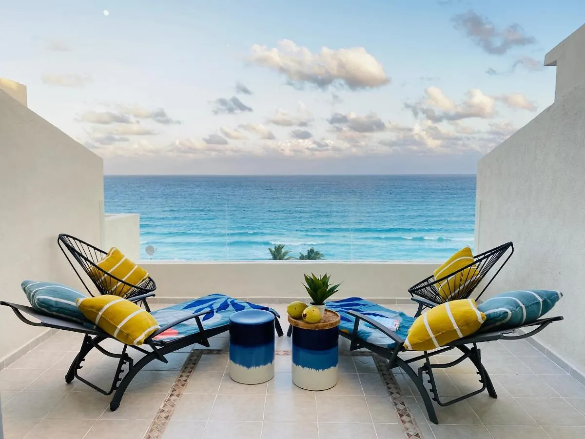 Ocean View Three Bedroom, Three Story Penthouse By The Beach location